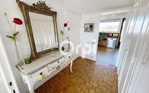 Appartement à vendre    3 pièces • 79 m2 Brive-la-Gaillarde