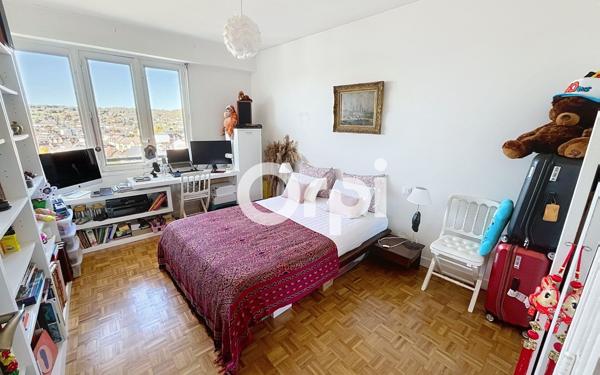 Appartement à vendre    3 pièces • 79 m2 Brive-la-Gaillarde