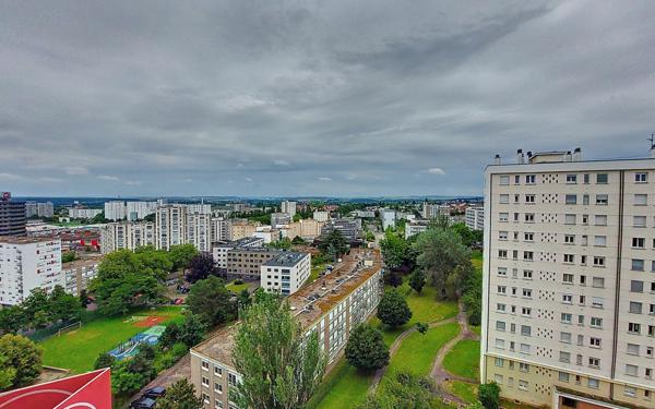 Appartement à vendre    4 pièces • 59 m2 Vandoeuvre-lès-Nancy