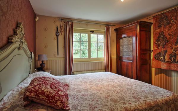 Maison à vendre    6 pièces •  Ternay