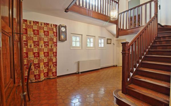 Maison à vendre    6 pièces •  Ternay