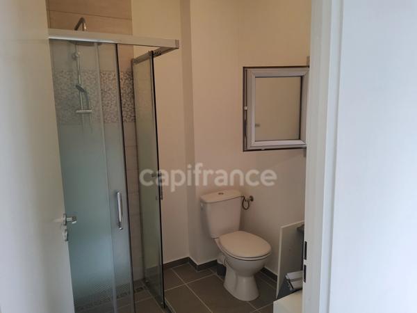 Dpt Haute Savoie (74), à vendre VANZY maison en pierre, 5 pièces de 114 m² - 30 min de Genève