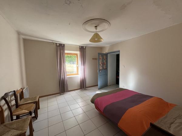 Maison à vendre |  Cressat |  6 pièces | 168 m²