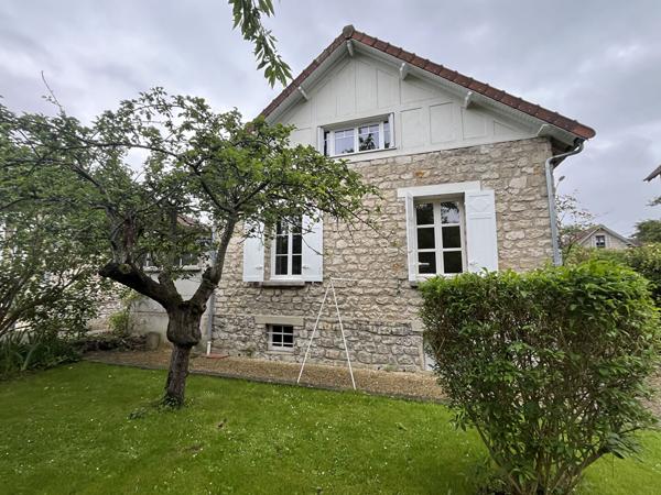 A VENDRE - Maison de 1930 proche centre-ville de SENLIS