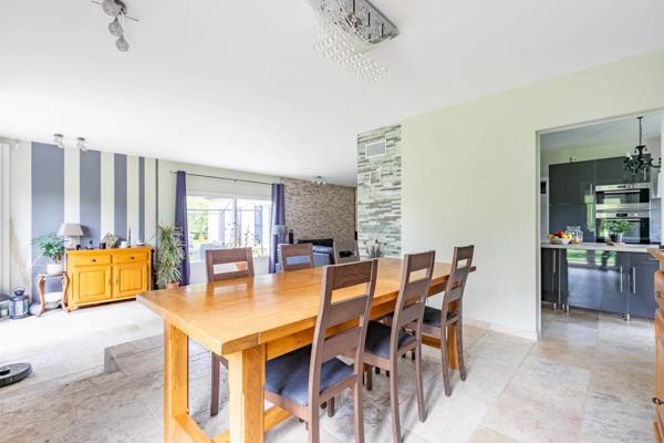 Vente Maison 8 pièces 257 m2 à Noyon