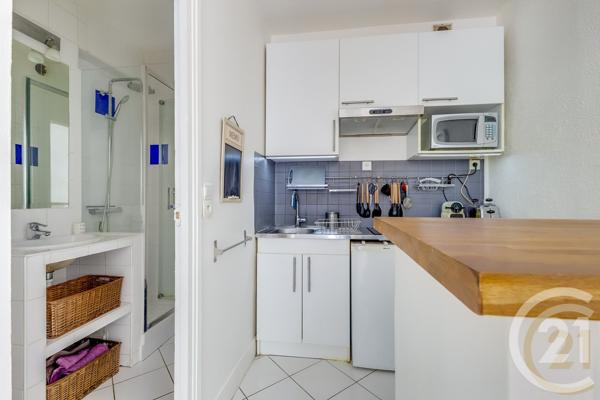Appartement F1 à vendre  1 pièce - 26 m 2   PARIS  - 75017