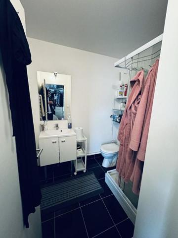 T2 ? 49 m² + terrasse 20 m² + parking