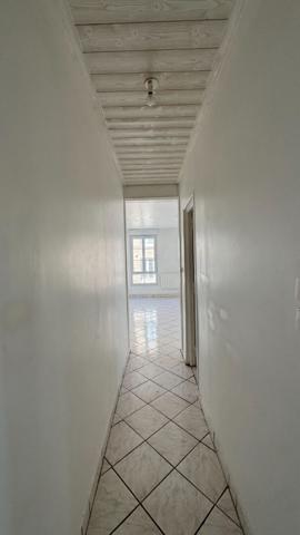 SPACIEUX T2 LUMINEUX 1ER ETAGE