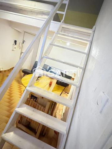 NÎMES CENTRE Studio meublé loué Idéal investisseur