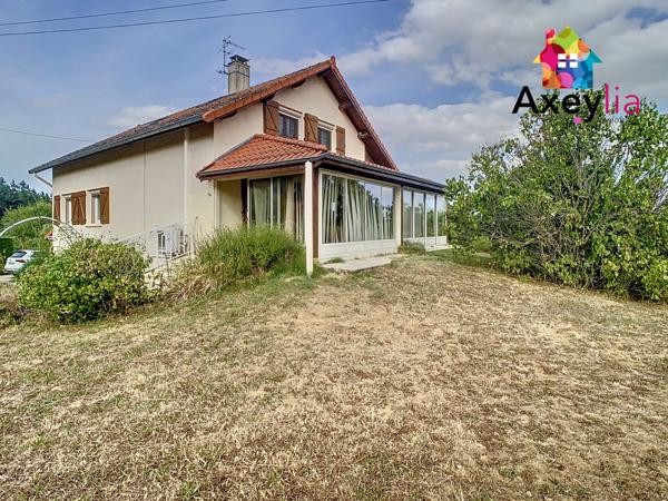 Saint-Haon-le-Vieux (42370) A VENDRE- SAINT-HAON-LE-VIEUX- MAISON FAMILIALE SUR TERRAIN DE 3440 M2 AVEC PISCINE