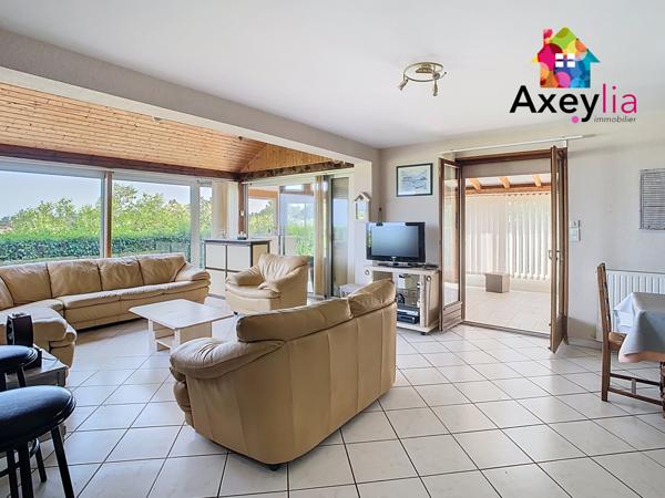 Saint-Haon-le-Vieux (42370) A VENDRE- SAINT-HAON-LE-VIEUX- MAISON FAMILIALE SUR TERRAIN DE 3440 M2 AVEC PISCINE