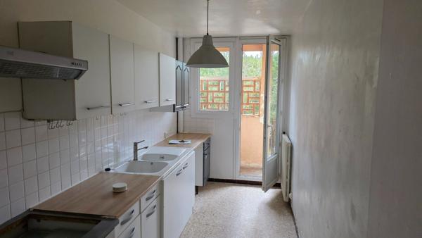 APPARTEMENT TYPE 3 PROCHE CENTRE VILLE AIX-EN-PROVENCE