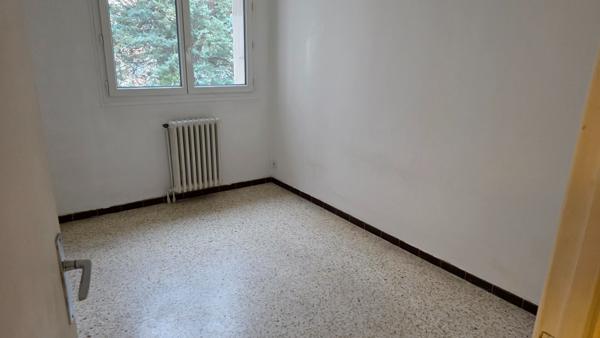 APPARTEMENT TYPE 3 PROCHE CENTRE VILLE AIX-EN-PROVENCE