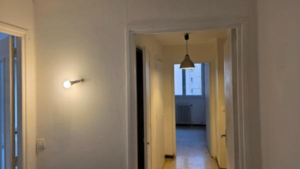 APPARTEMENT TYPE 3 PROCHE CENTRE VILLE AIX-EN-PROVENCE