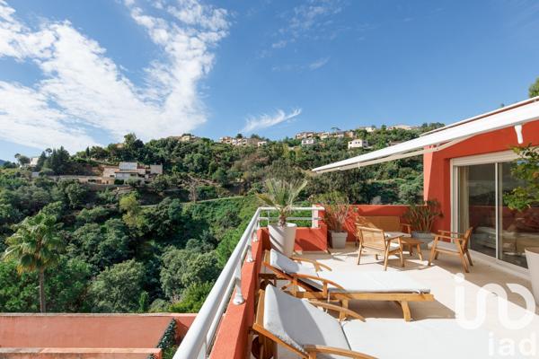 Appartement 3 pièces de 58 m² à Mandelieu-la-Napoule (06210)