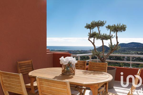 Appartement 3 pièces de 58 m² à Mandelieu-la-Napoule (06210)