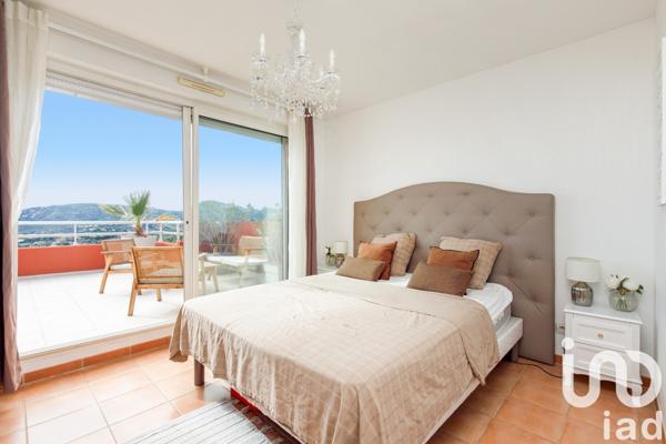 Appartement 3 pièces de 58 m² à Mandelieu-la-Napoule (06210)