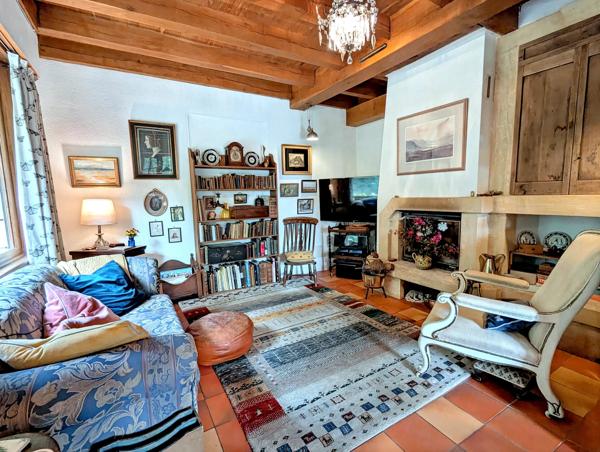 Maison en pierre de 3 chambres près de Sarlat-la-Canéda avec potentiel locatif