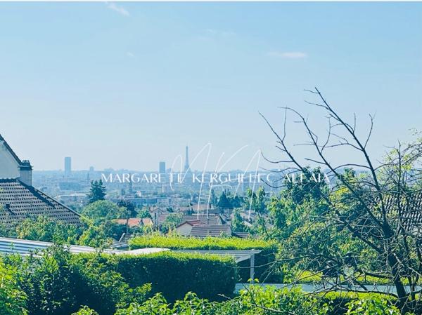 Belle maison familiale de 145m² située sur les Hauts-Côteaux, 5 chambres avec vue sur la Tour Eiffel