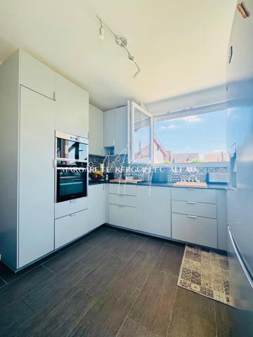 Belle maison familiale de 145m² située sur les Hauts-Côteaux, 5 chambres avec vue sur la Tour Eiffel