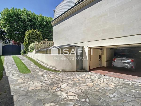 Belle Maison Mansart à 15 mn du RER A Le Parc