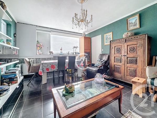 Appartement F3 à vendre  3 pièces - 76 m2 MONTREUIL - 93