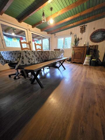 Magnifique chalet à deux pas de la forêt 219 500 €