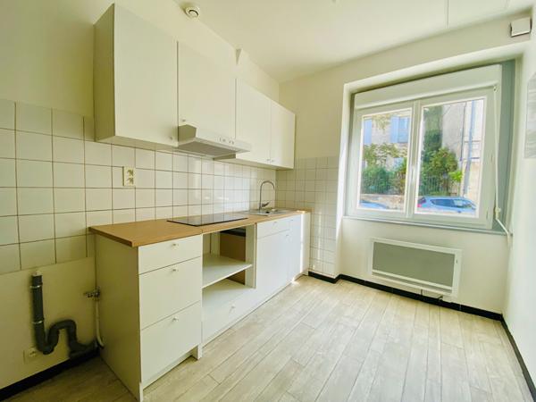 Appartement T2 duplex - Réf JASEUR