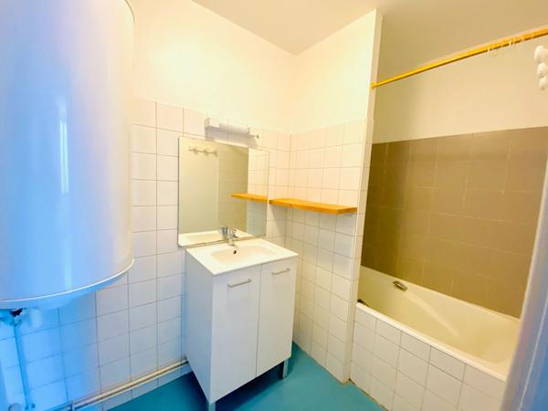 Appartement T2 duplex - Réf JASEUR