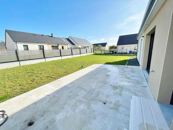Maison Neuve de plain pied 74 m² Aubigné Racan