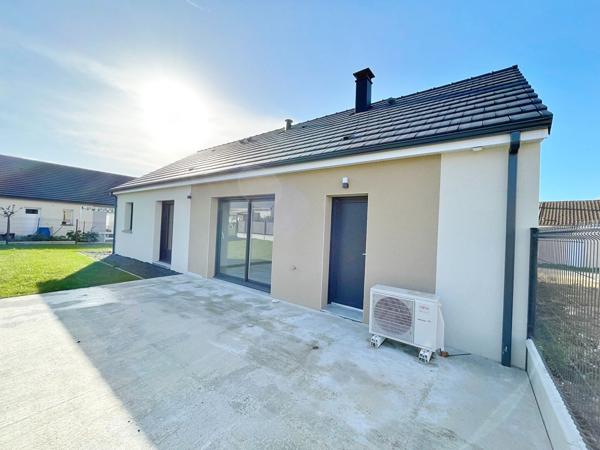 Maison Neuve de plain pied 74 m² Aubigné Racan