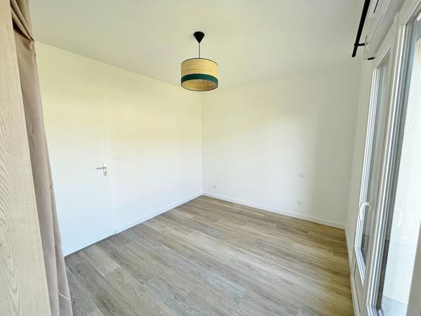Maison Neuve de plain pied 74 m² Aubigné Racan