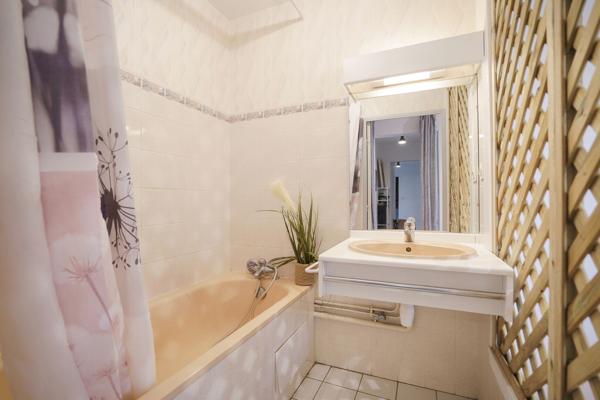 A VENDRE - TOULOUSE LARDENNE- Appartement T5 avec terrasse, garage, cave et parking