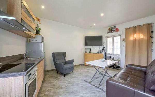 Appartement à vendre    1 pièce • 24,93 m2 Presles