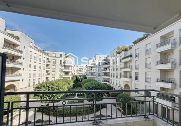 73M2 - SEJOUR - CUISINE - 2 CHAMBRES - SDB - LOGGIA - BALCON - CAVE - PARKING