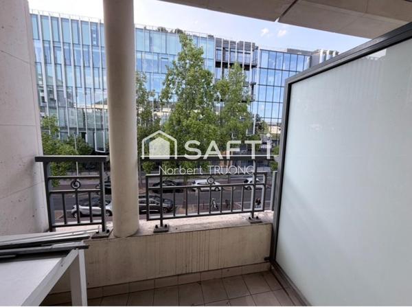 73M2 - SEJOUR - CUISINE - 2 CHAMBRES - SDB - LOGGIA - BALCON - CAVE - PARKING