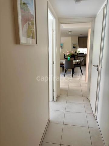 Appartement à vendre 4 pièces HYERES (83) - Plain pied - 2 parkings - 2 terrasses
