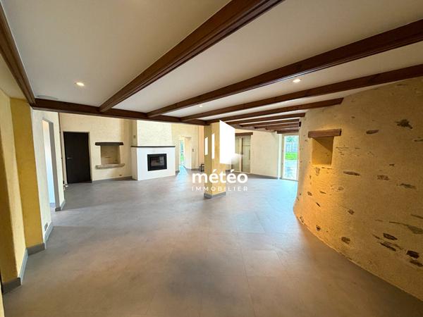 Maison Sainte-foy 10 pièces 300 m²