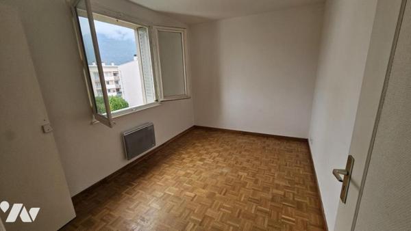ANNECY, triangle d'or, appartement type 4 de 65m2 proche lac