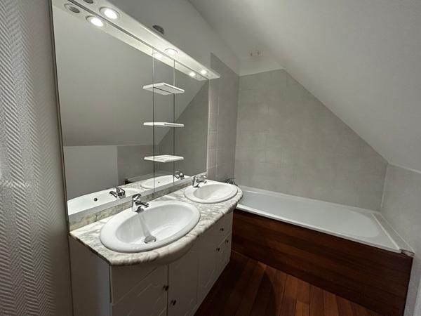 Appartement T2 ,  
Nantes 44000