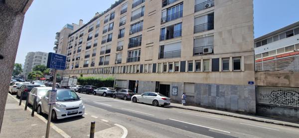 Marseille (13008) Appartement T3 + garage secteur Le Rouet / Prado