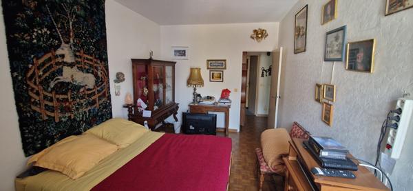 Marseille (13008) Appartement T3 + garage secteur Le Rouet / Prado