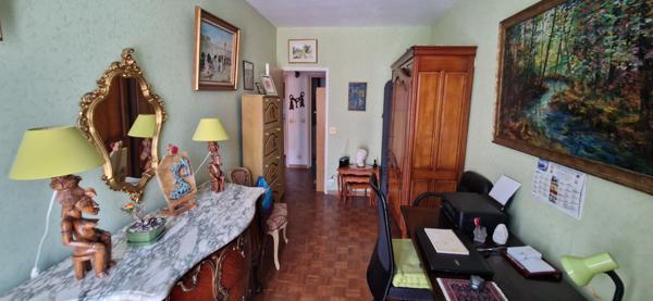 Marseille (13008) Appartement T3 + garage secteur Le Rouet / Prado