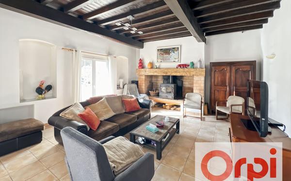 Maison à vendre    9 pièces •  Grenade