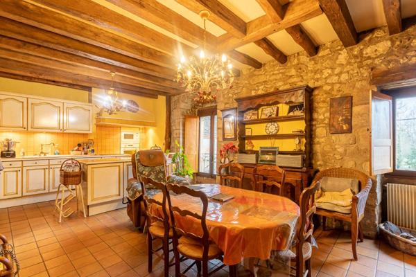 Maison Villefranche Sur Cher 6 pièces 281 m2