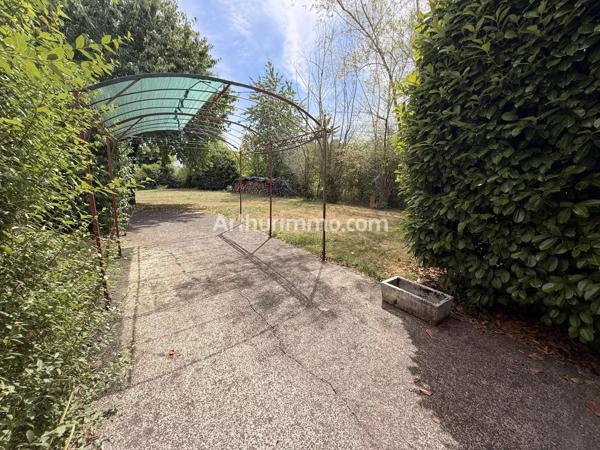 Vente                                                      Maison
                        
                     7 pièces                      170 m2                     à Bletterans