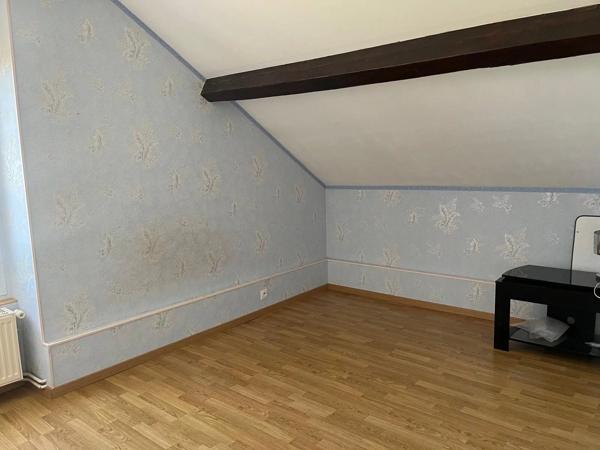 Vente                                                      Maison
                        
                     8 pièces                      96 m2                     à Nevers
