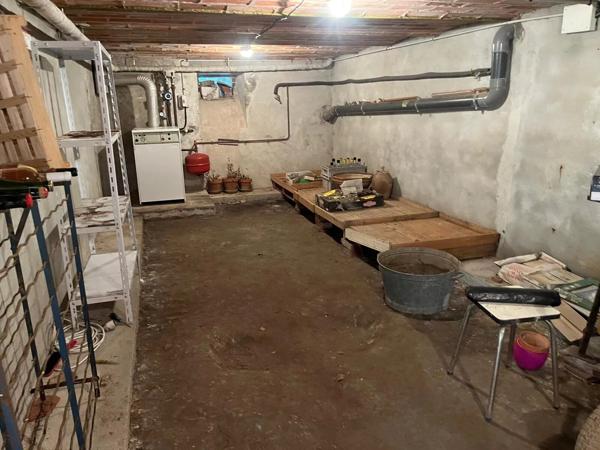Vente                                                      Maison
                        
                     8 pièces                      96 m2                     à Nevers