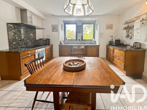 Maison à vendre 7 pièces 356 m² Évron