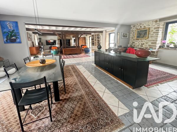 Maison à vendre 7 pièces 356 m² Évron